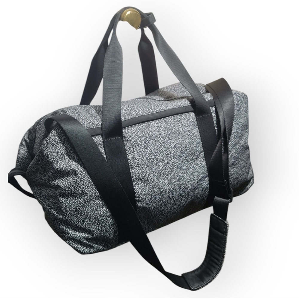 Lululemon gym/duffel bag
